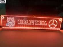 Namensschild,Mercedes Benz,Ihr Name,Lkw Schild,2 Sauger,Trucker,19 x 5 cm,Gravur